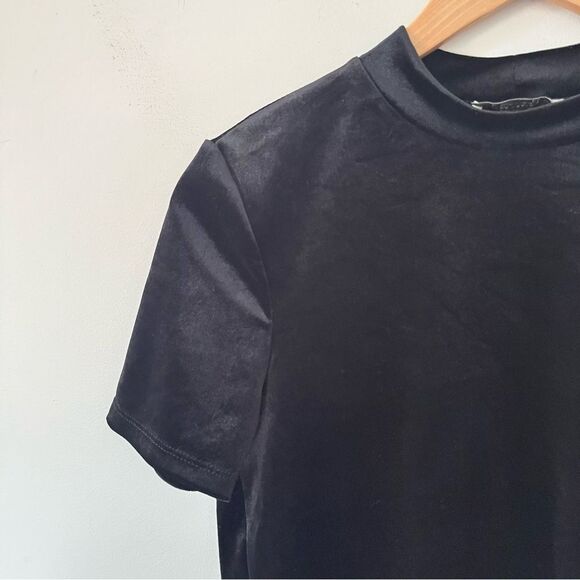 Zara Trafaluc Black Velvet Short‎ Sleeve Mock Neck T-Shirt - Picture 7 of 7